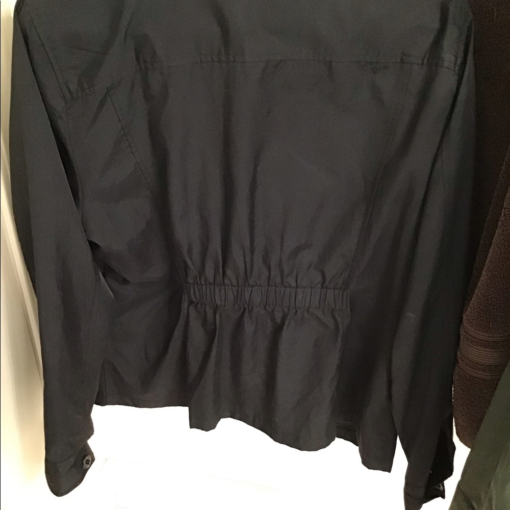 Jackets - Picture 4 of 12